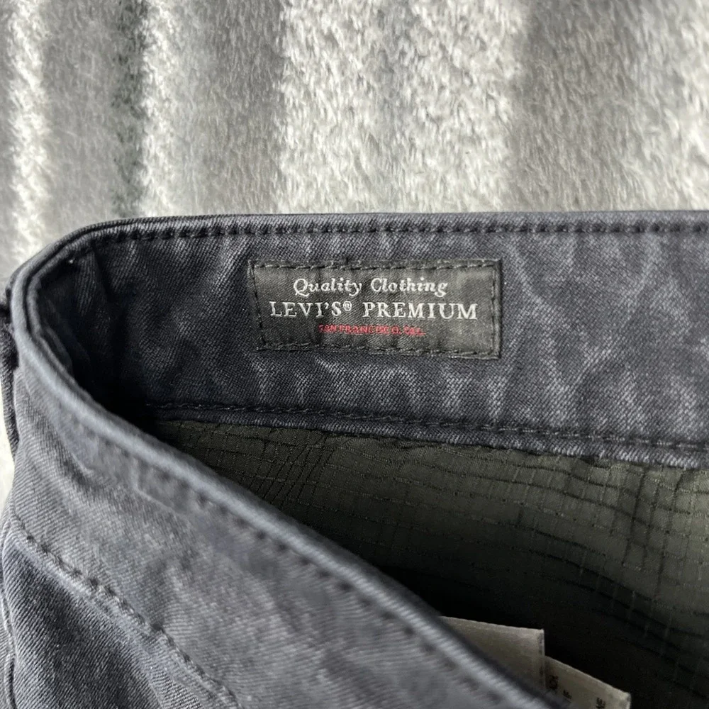 Levis Premium‎ Chino Pants Mens 31x32 Black Performance Stretch Water Repellent
